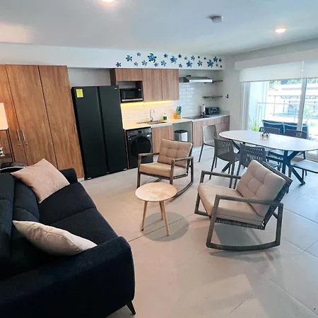 Casago 0205, Brand New Rental - Stylish Jaco Apartment With Pool Views